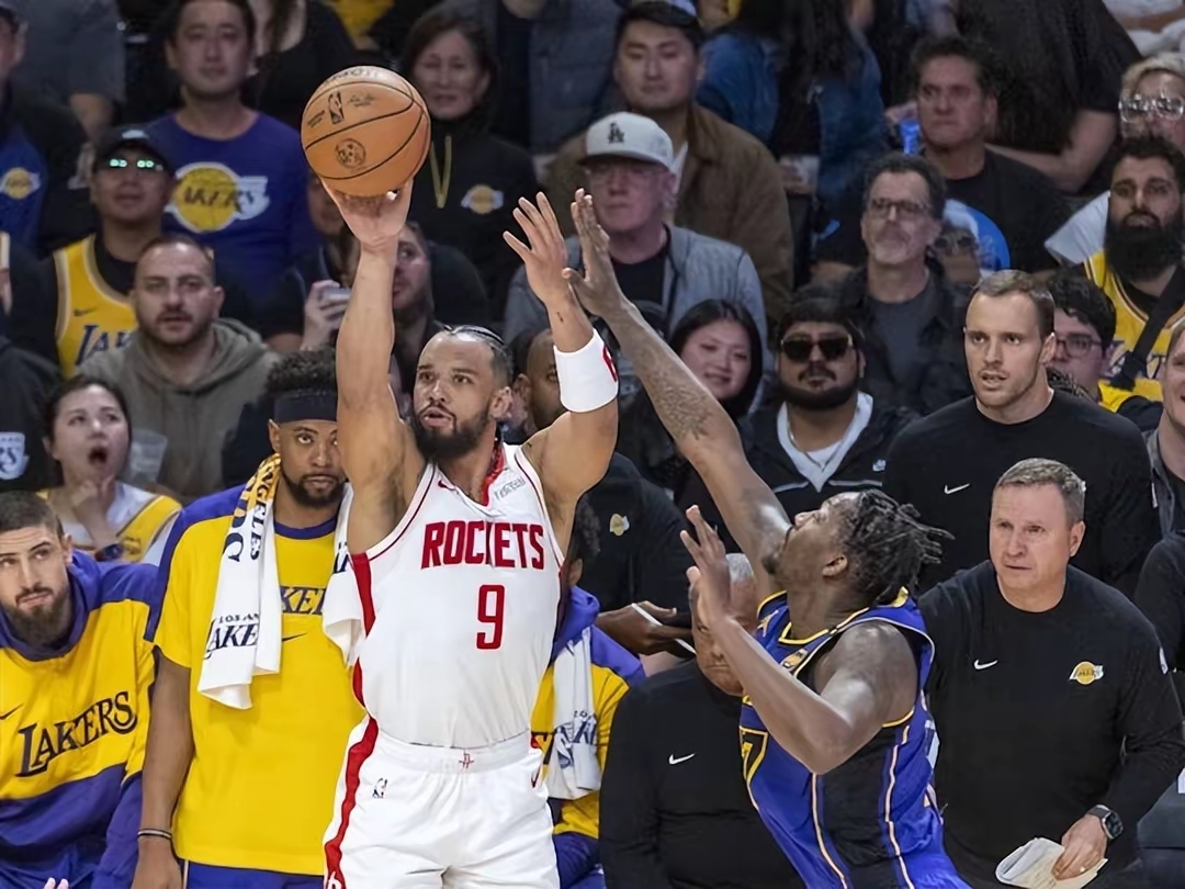 九游娱乐入口官网今夜NBA季后赛焦点战，犹他爵士止住颓势，气氛紧张，年轻球员得到机会的简单介绍