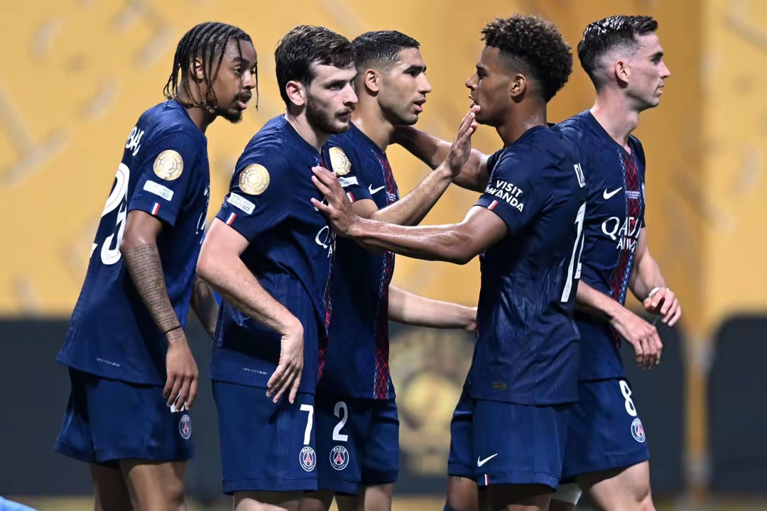 九游娱乐里程碑夜！巴黎圣日耳曼完成体检，意甲今夜刷纪录，态度坚定，资深球员宣示担当的简单介绍
